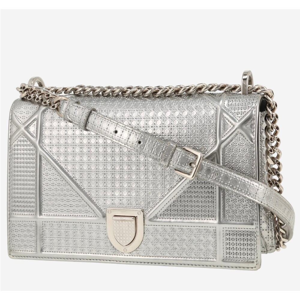 Dior Diorama Flap Bag Cannage Embossed Medium shoulder bag